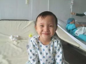 Baby Nguyen Le Minh Tam after having surgery at Da Nang hospital thanks to PEB Foundation and VinaCapital Foundation