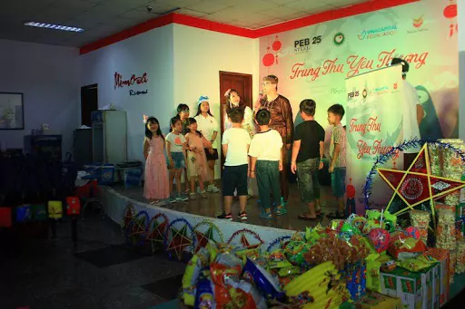 Children participating in the Mid-autumn Festival gameshow