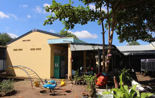 The roof of kindergarten 19-5 is completely replaced by PEB Steel with AluPeb product.