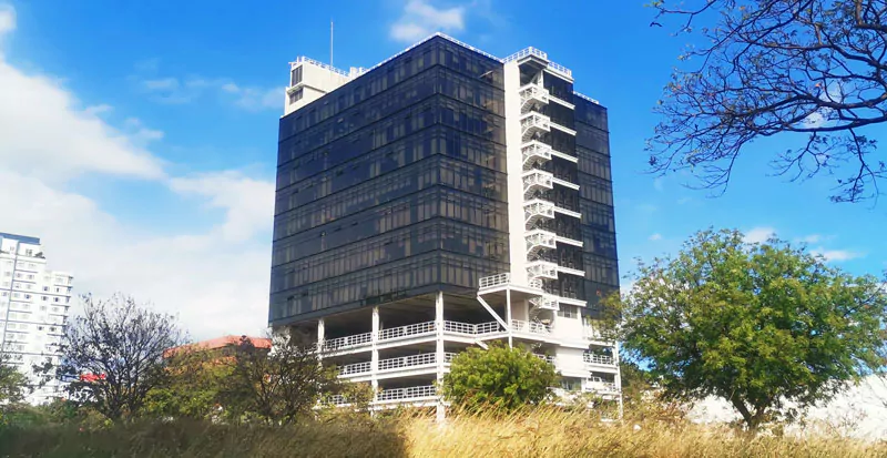 prefabricated steel commercial building by Pebsteel