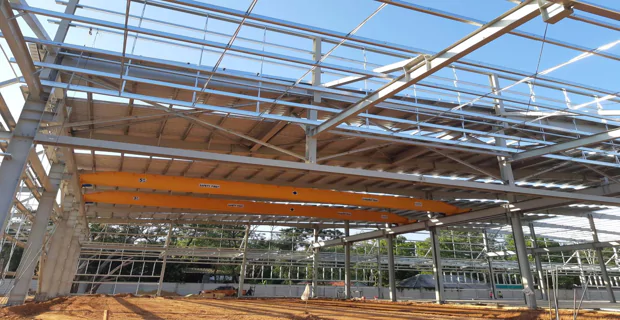 A crane system in Steel Structure - Cầu trục trong kết cấu thép