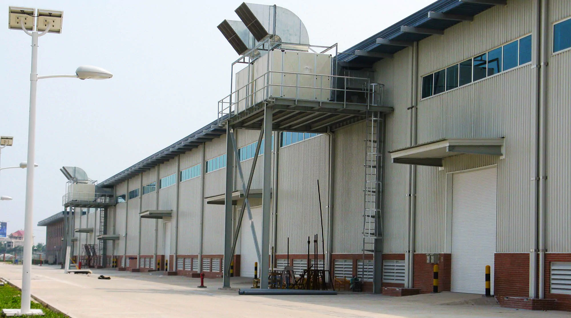 Xây Dựng Nhà Xưởng Sản Xuất Linh Kiện Động Cơ - Pre engineered Engine Components Factory
