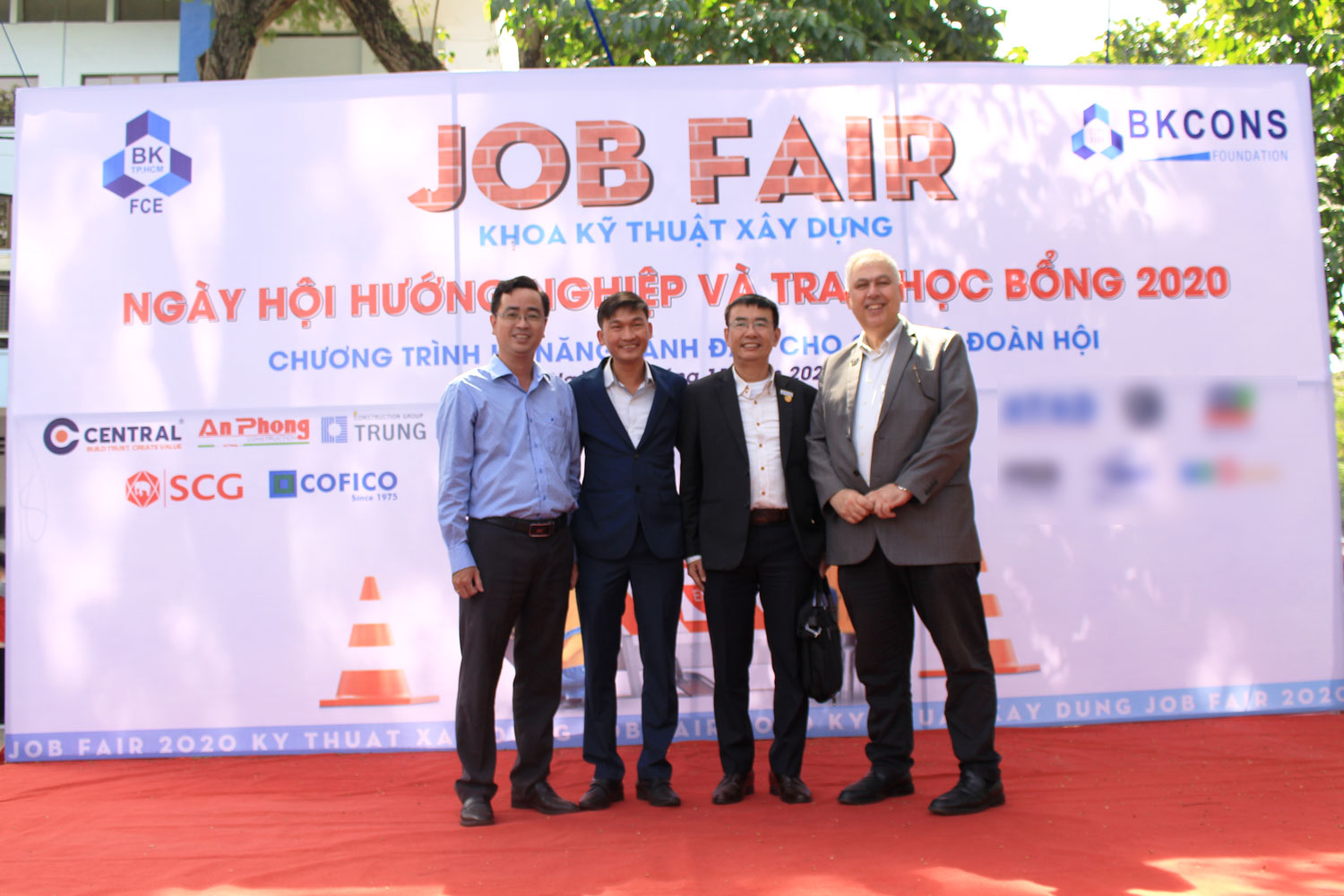 Job Fair 2020 is an opportunity to strengthen the relationship with HCMUT and other businesses.