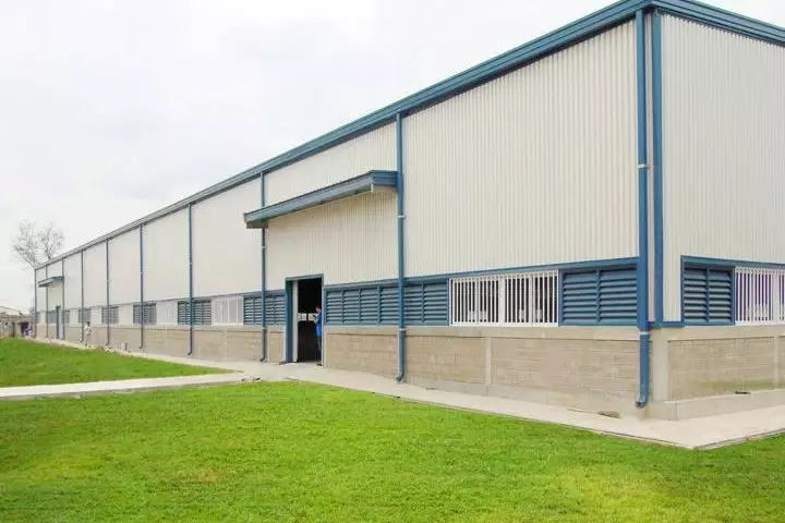 Xây Dựng Nhà Xưởng Sản Xuất Đồ May Mặc Việt Nam - Steel Structured Vietnam Garment Factory