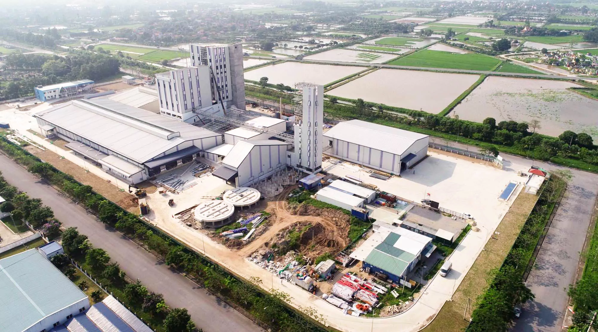Xây Dựng Nhà Xưởng Sản Xuất Thức Ăn Chăn Nuôi (Việt Nam) 2018 - Pre Engineered Animal Feed Factory Project (Vietnam) 2018