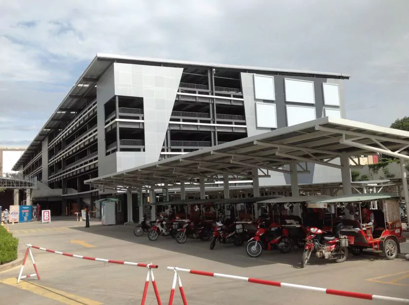 A 4-storey pre-engineered steel parking lot by PEB Steel