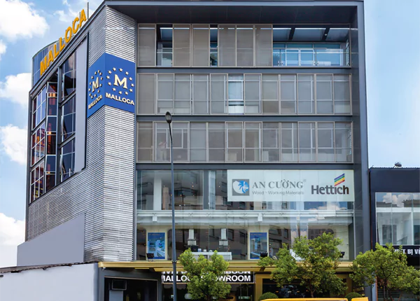 Xây dựng nhà kho trưng bày sản phẩm - Steel Structured Showroom Displaying Products