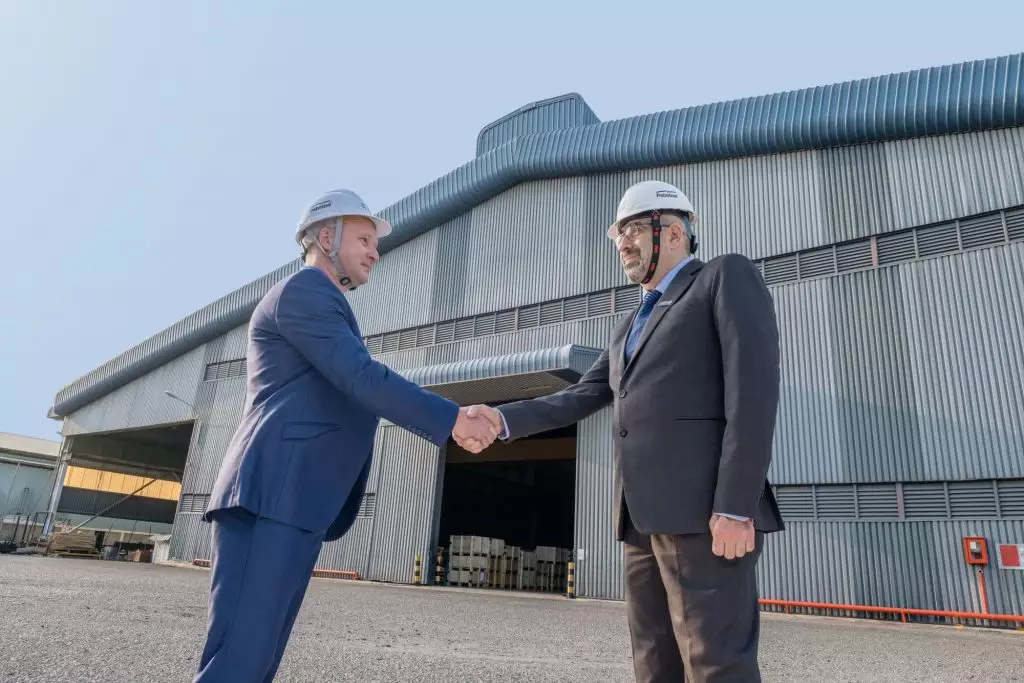 Hợp đồng được Pebsteel soạn thảo luôn đảm bảo tính pháp lý và có sự đồng thuận từ phía khách hàng.