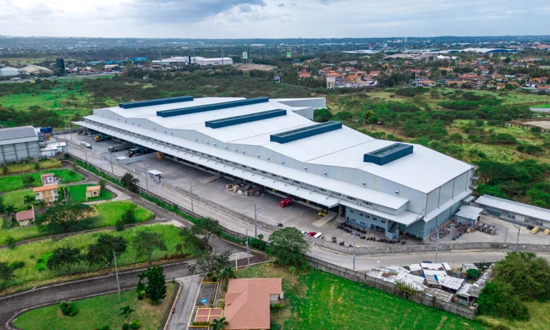 Distribution Center built by pre-engineered building, Philippines
