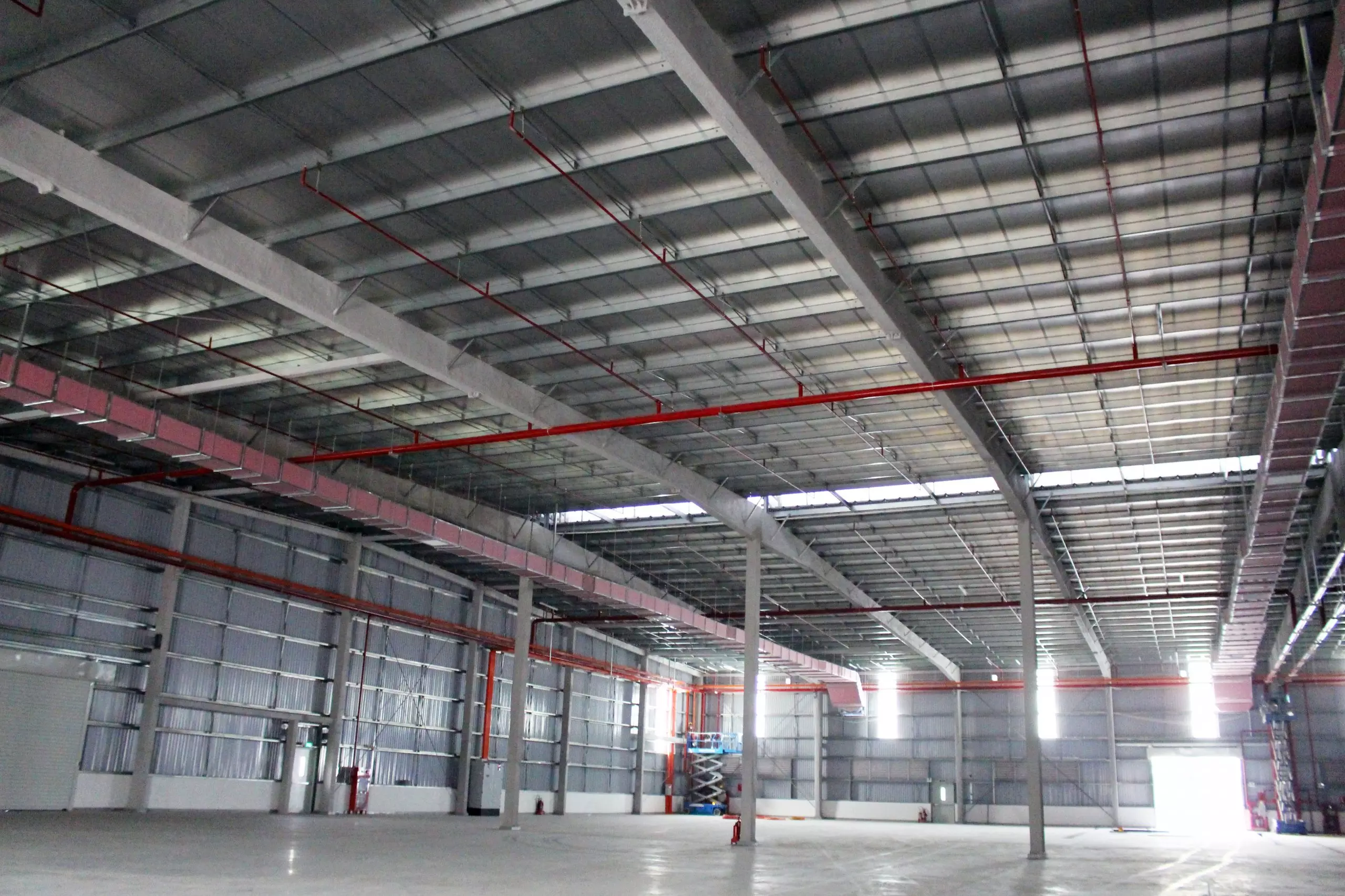 Xây dựng nhà xưởng cho thuê - Pebsteel prefabricated steel building for construction project