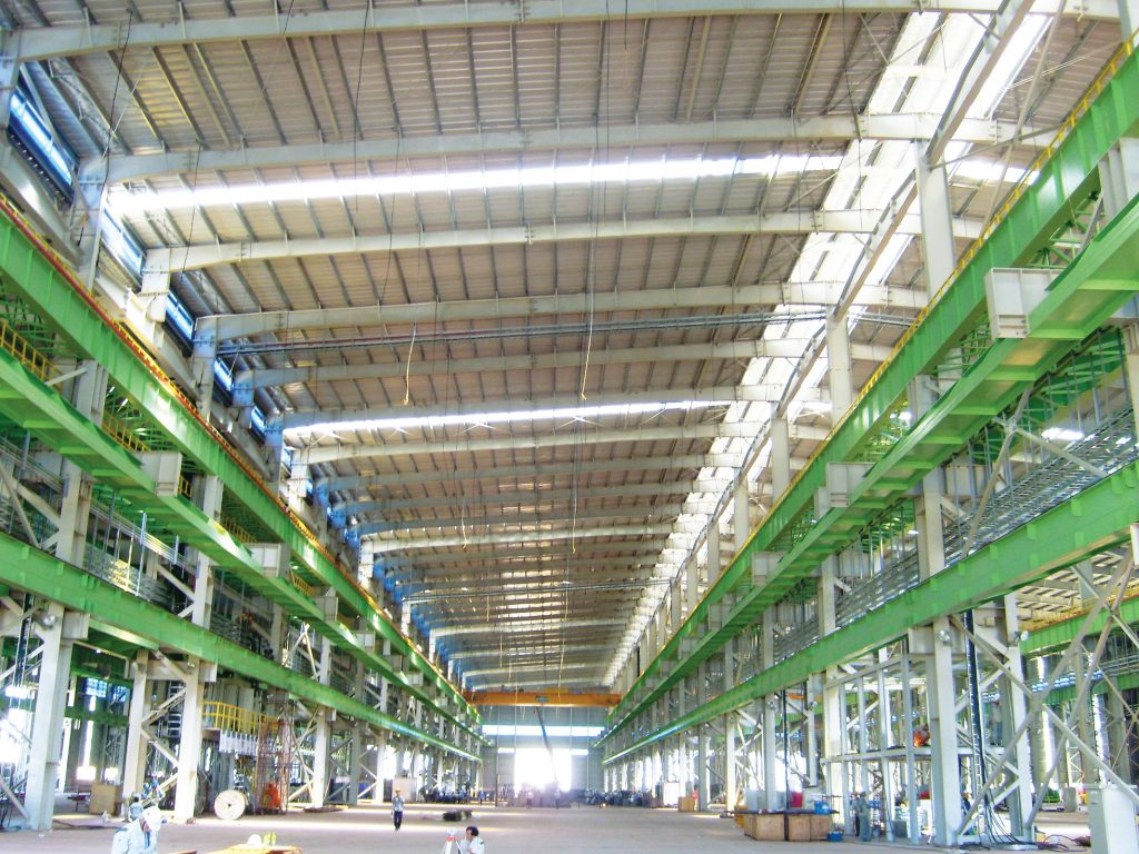 The factory crane consists of 3 main parts: the main beam, the boundary beam and the lifting part