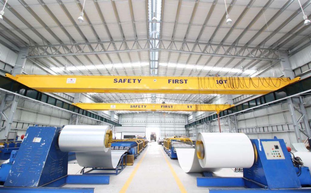 Types of Factory Cranes & Installation Methods