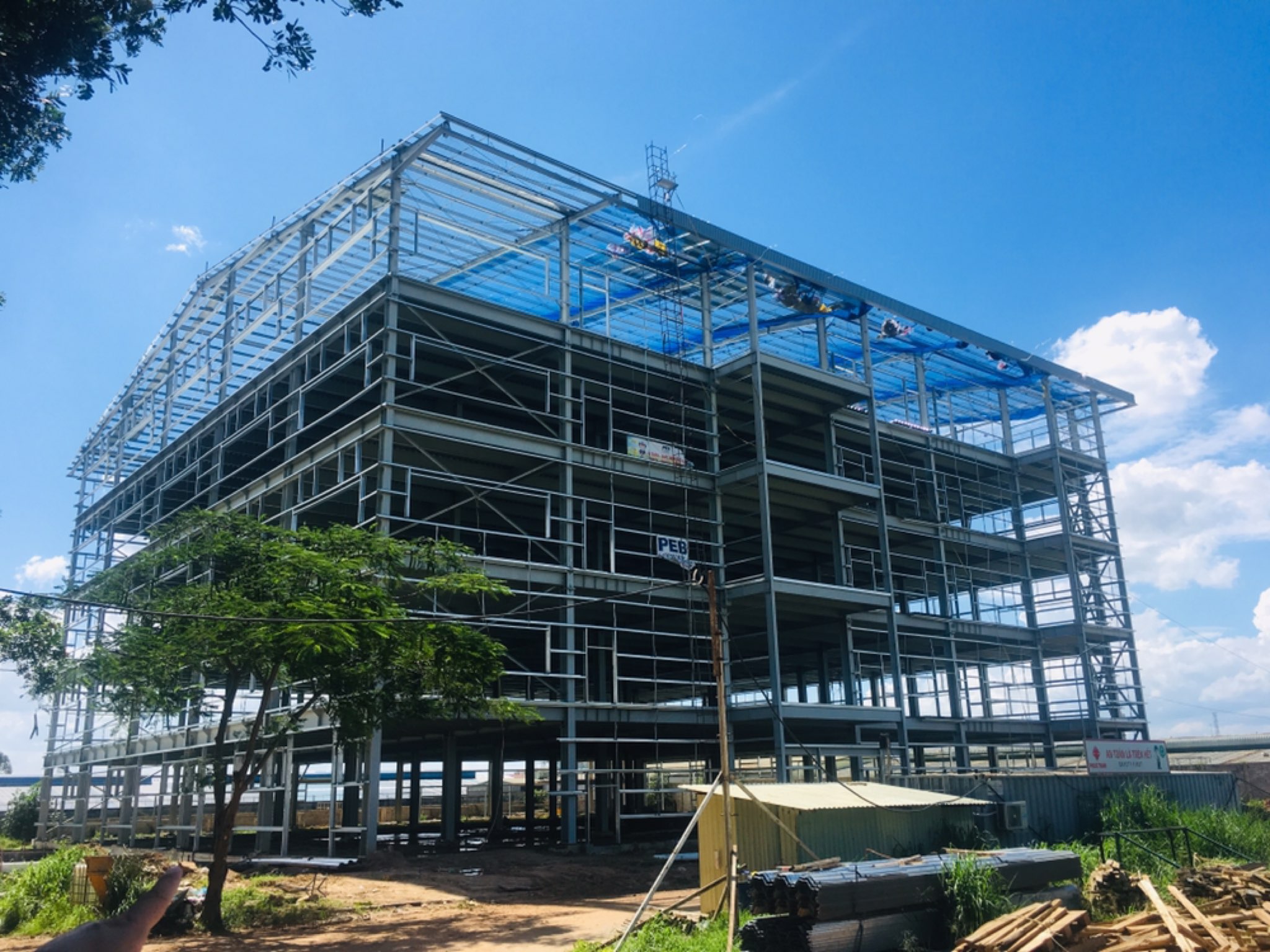 Kết cấu thép có nhiều ưu điểm vượt trội so với bê tông