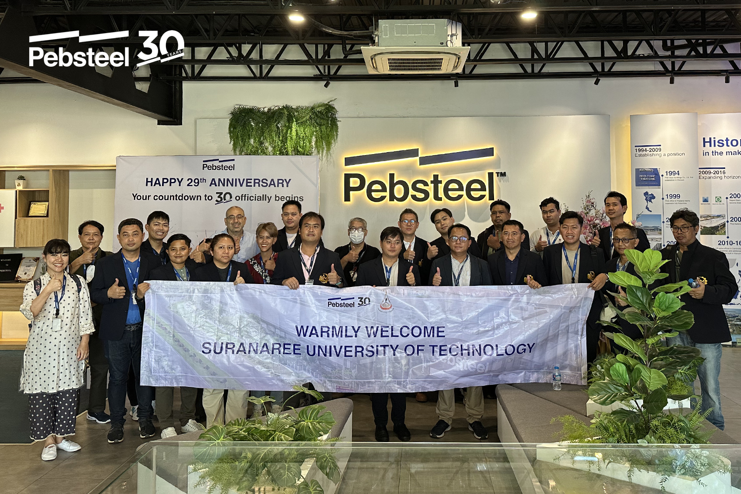 pebsteel don chao sinh vien dai hoc thai lan