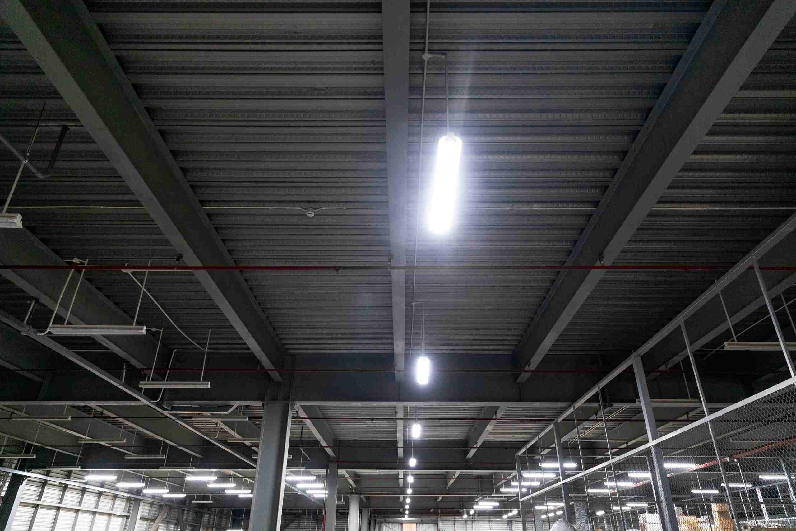 Tiêu chuẩn chiếu sáng trong xây dựng nhà xưởng