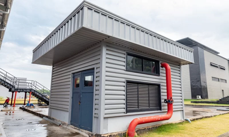 Quy định về cửa thoát hiểm trong xây dựng nhà xưởng