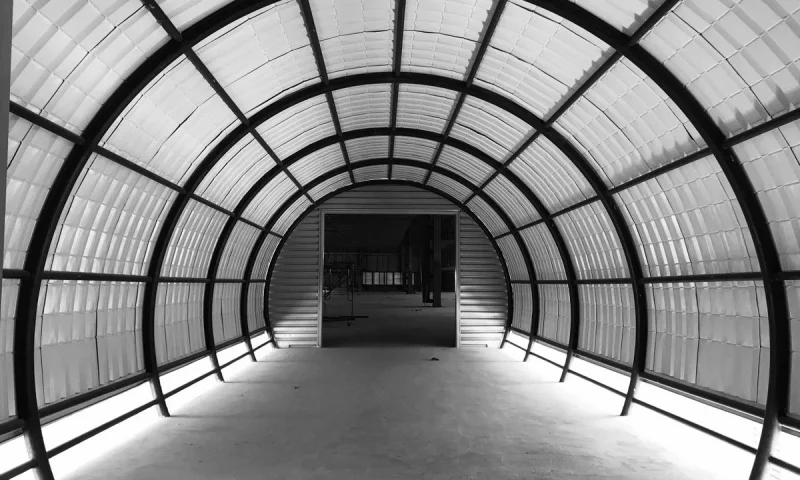 Tầm quan trọng của cửa thoát hiểm trong xây dựng nhà xưởng