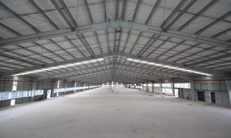 Xây dựng nhà kho chứa từ thép tiền chế