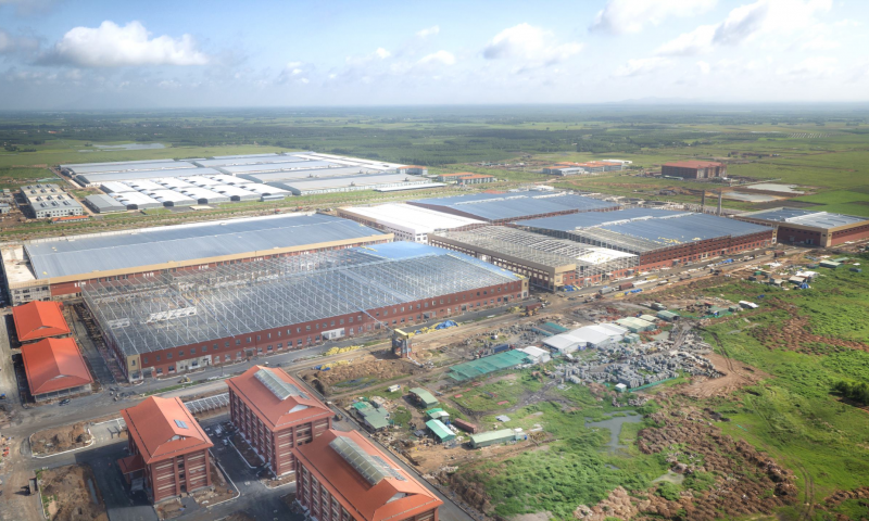 Flexibility and expandability in industrial factory construction