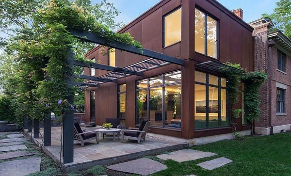 Civil steel frame building combines green space