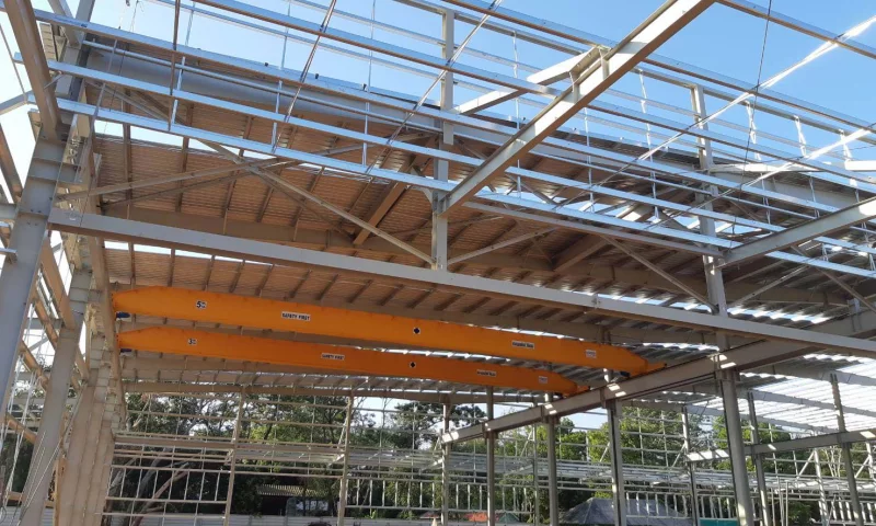 Prefabricated steel building crane
