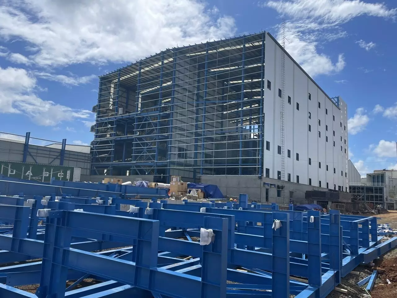 Kết cấu thép dầm móng là gì