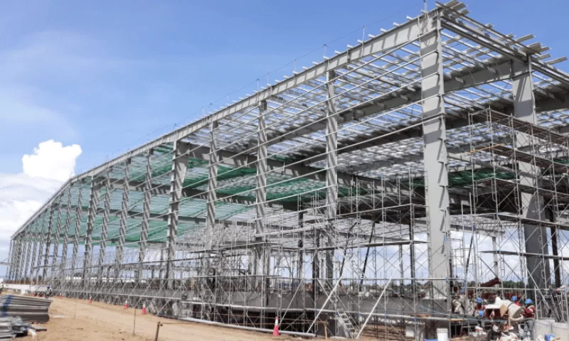 Lý Do Nên Chọn Khung Nhà Thép Tiền Chế Khi Xây Dựng Nhà Xưởng Công Nghiệp