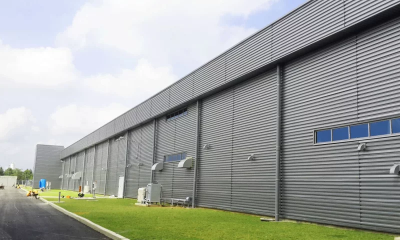 Deploying energy-saving systems in pre-engineered steel building construction