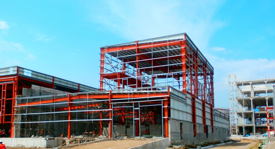 Construction and Erection Process of Pre-Engineered Steel Warehouses