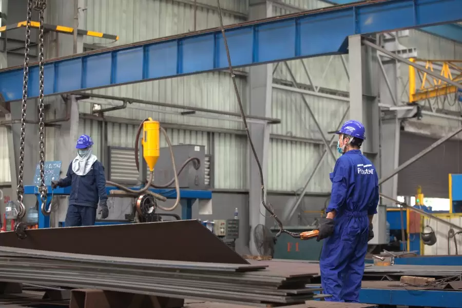 Steel manufacturing process to ensure the highest standards for pre-engineered steel buildings